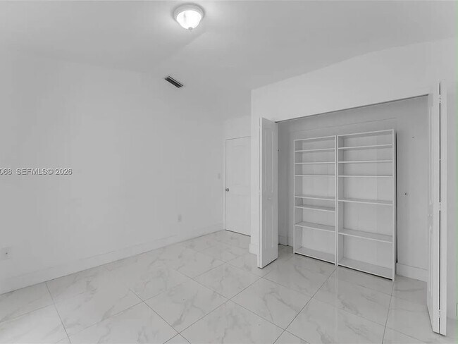 Building Photo - 8246 SW 147th Ct