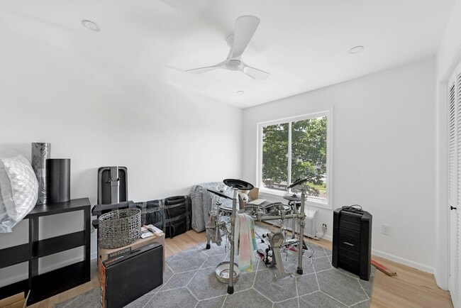 Building Photo - 228 Johnson