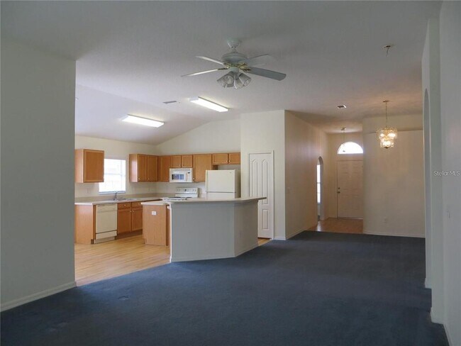 Building Photo - 1012 Torreya Way
