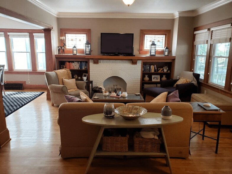 Lower living - 2350 N 65th St