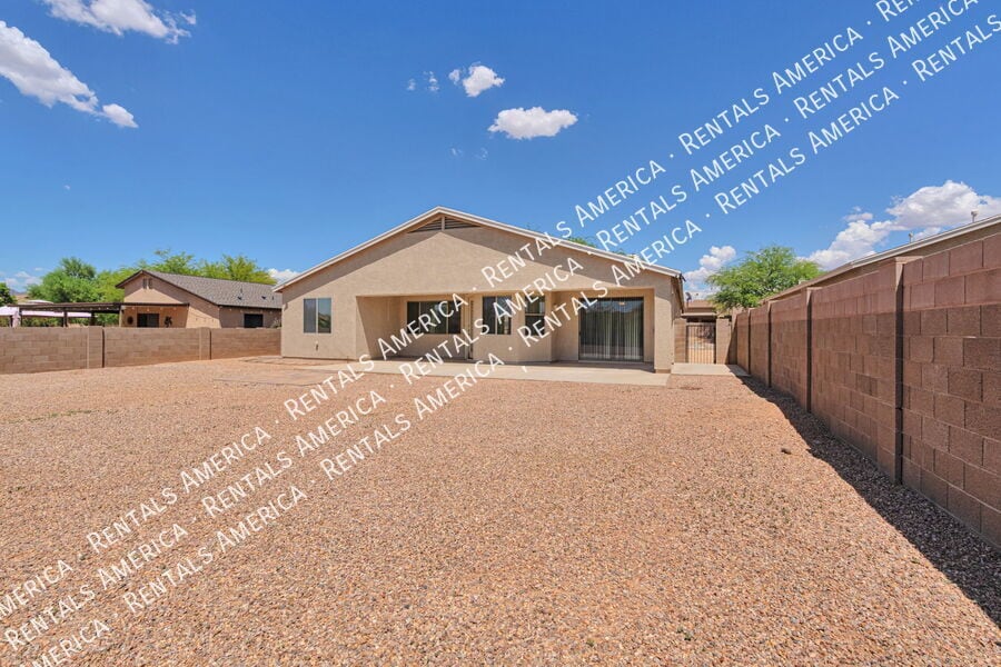 Building Photo - 6722 S Averroes Rd