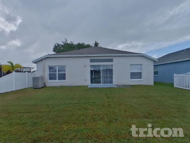 Building Photo - 945 Ridge Haven Dr