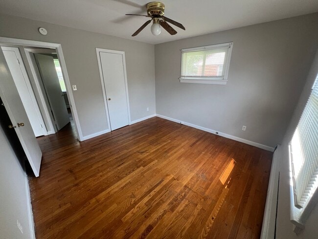 Building Photo - Very Spacious 3 bdrm/1 bth House Located in Henrico's West End!!