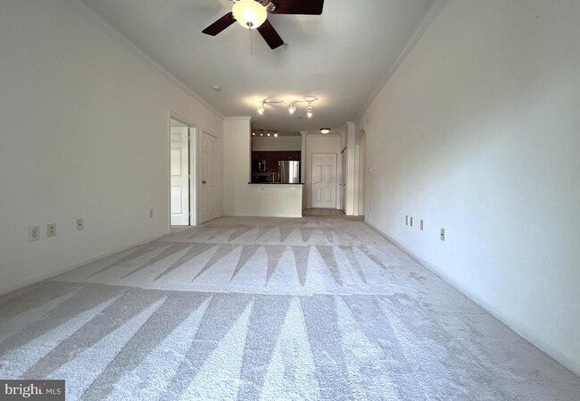 Building Photo - 12953 Centre Park Cir
