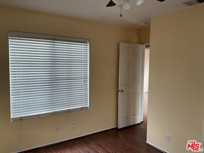 Building Photo - 8087 Tuscany St