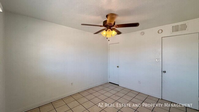 Building Photo - 7532 N 21st Ave