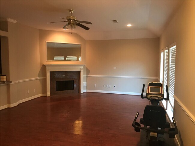 Building Photo - 3610 Chandler Ln
