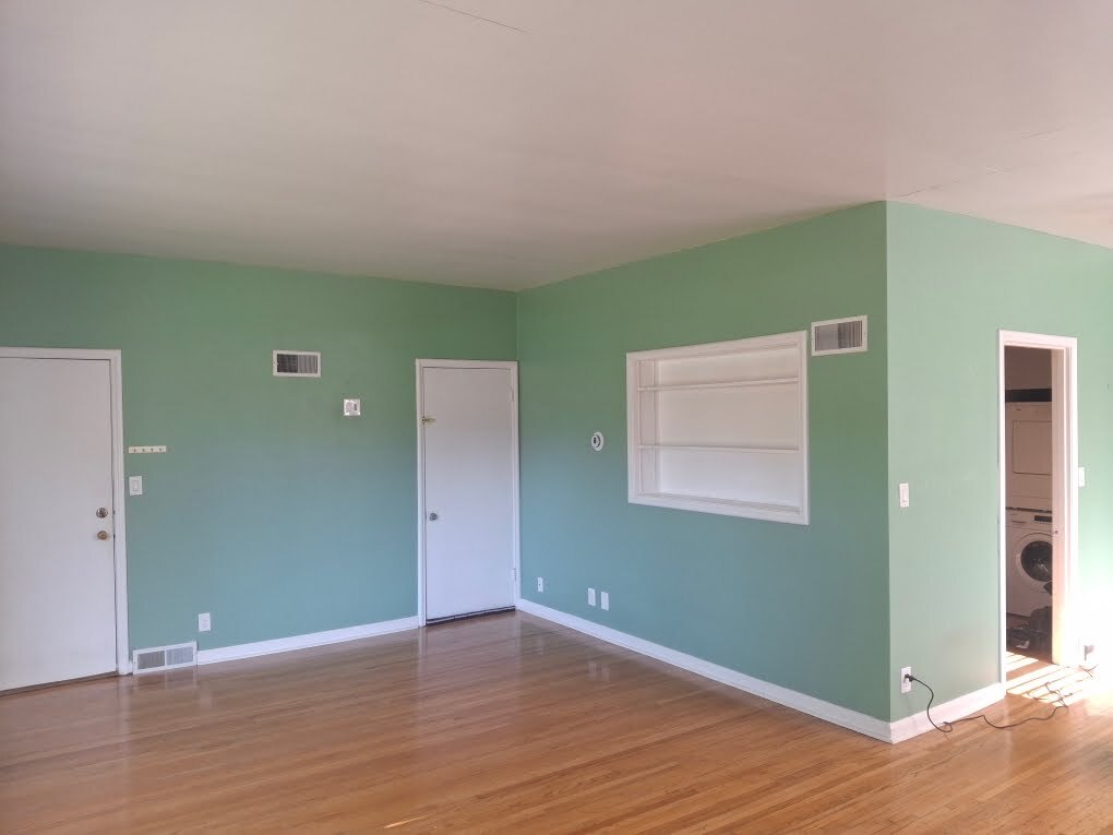 Building Photo - 768 E 900 S