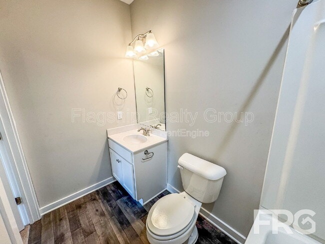 Building Photo - 1503 S Taylor St