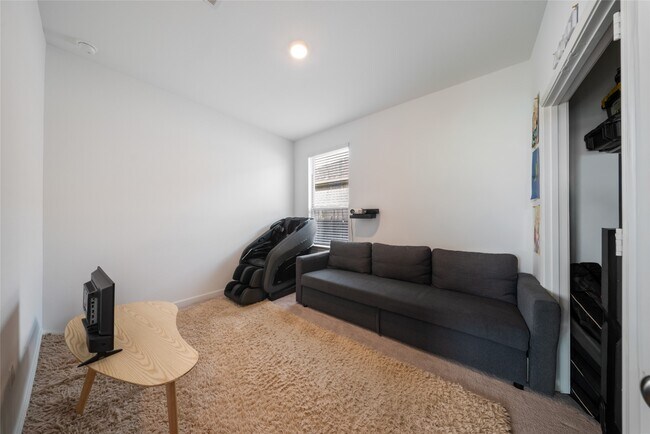 Building Photo - 21126 Coral Blossom Ln