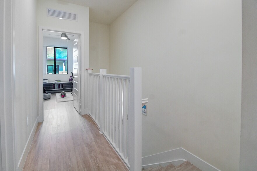 Building Photo - 4656 NW 83rd Path