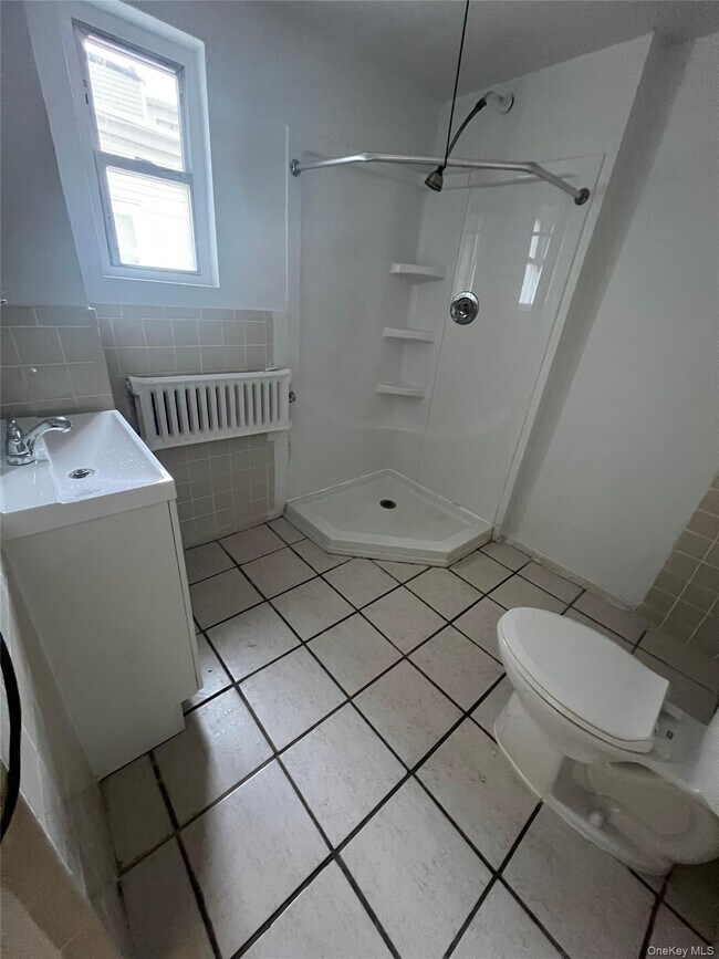 Building Photo - 119-13-119-18 18th Ave