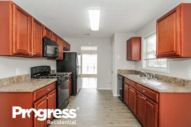 Building Photo - 2526 Riverwood Spg