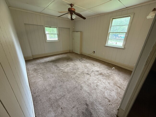 Building Photo - 3304 Gilmer Ave