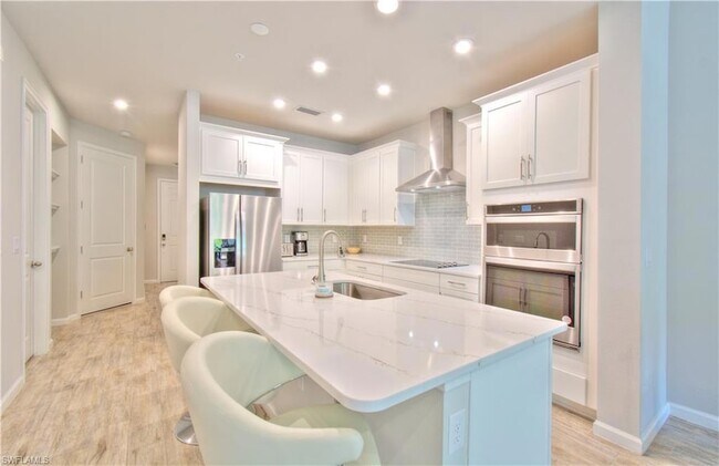Building Photo - 4558 Arboretum Cir