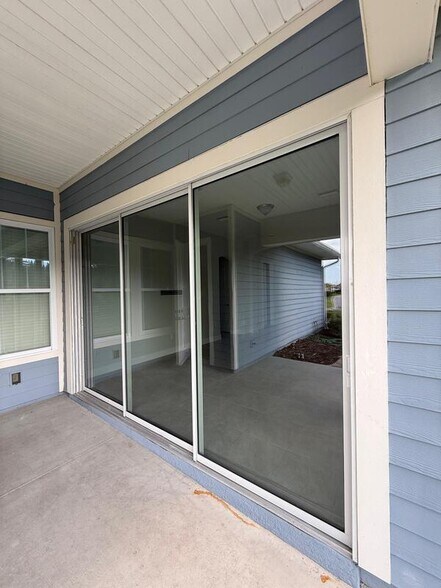 Building Photo - 164 Dalton Cir