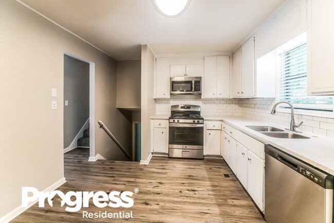 Building Photo - 1737 Hickory Grove Trail NW