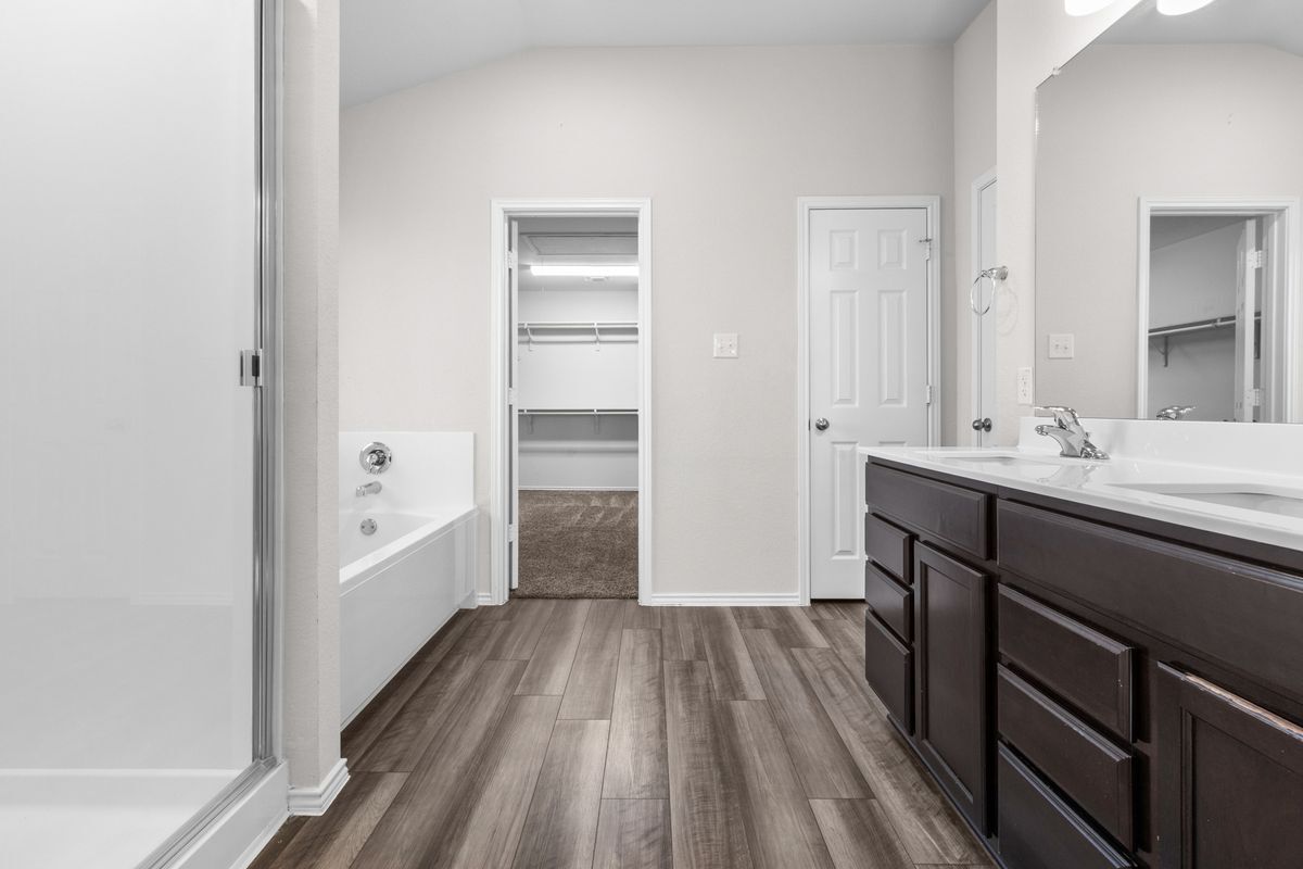 Building Photo - 309 Paddock Ln