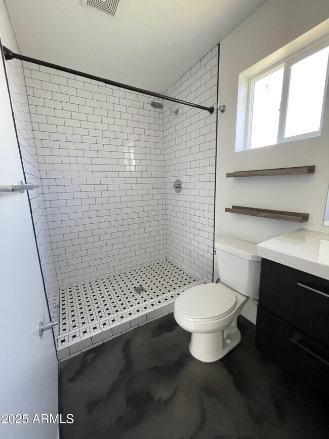 Building Photo - 3416 N 37th St