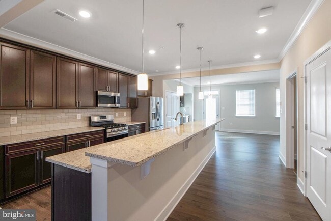 Building Photo - 7960 -B Potter Pl