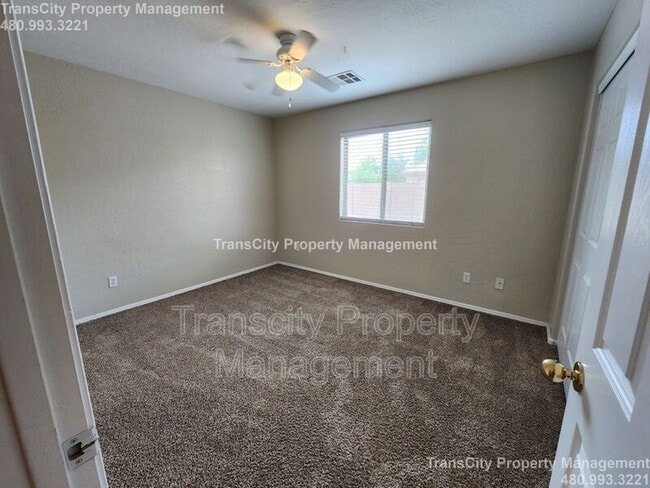 Building Photo - 4189 S Rim Rd