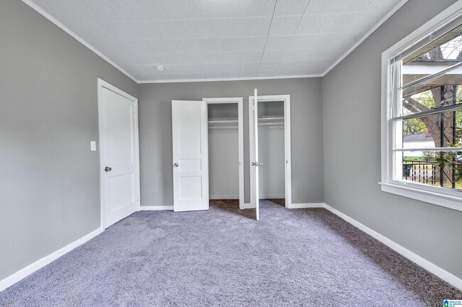 Building Photo - 5505 Court O