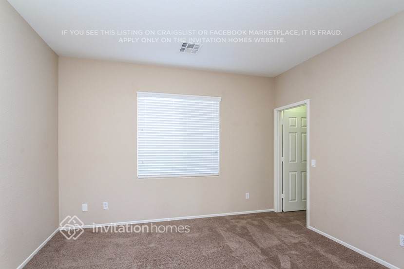 Building Photo - 3599 Bufflehead St