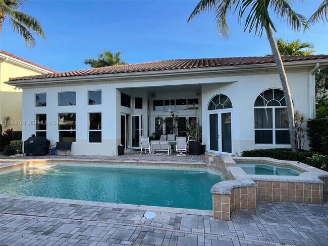 Building Photo - 891 Captiva Dr