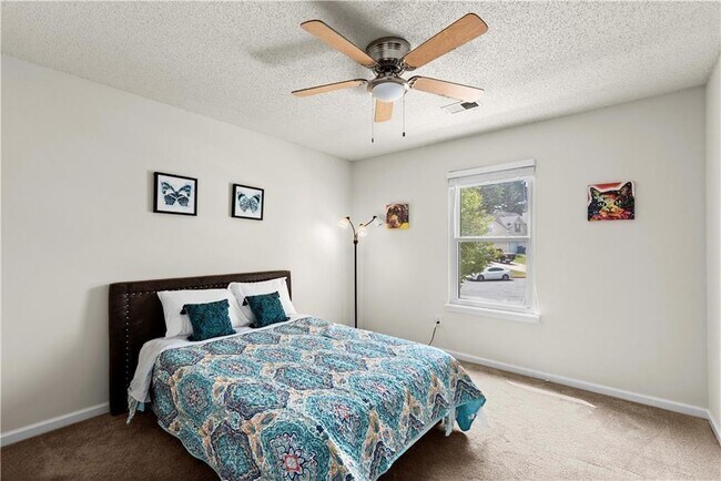 Building Photo - 1700 English Ivey Ln