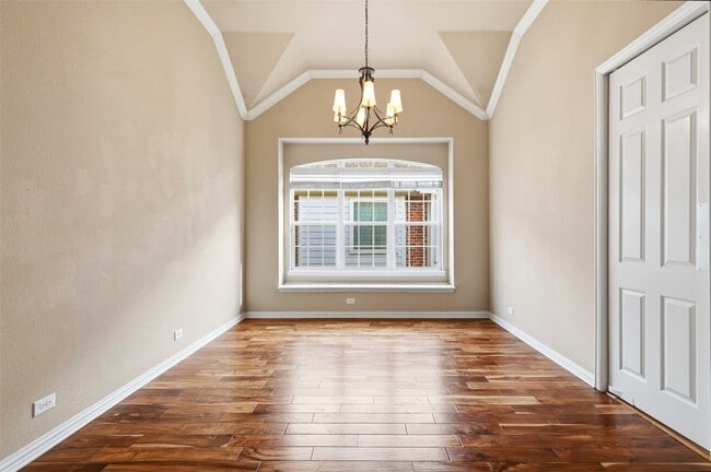 Building Photo - 14775 Holly Leaf Dr