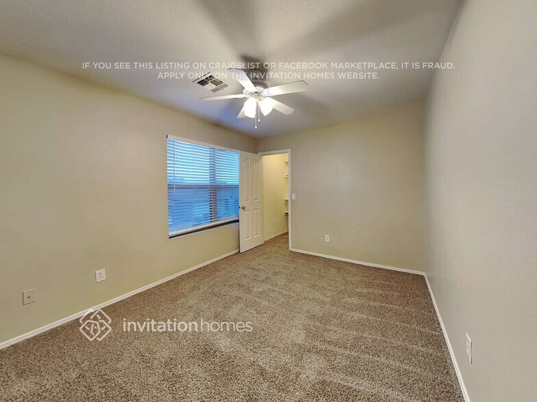 Building Photo - 1043 S Firehole Dr