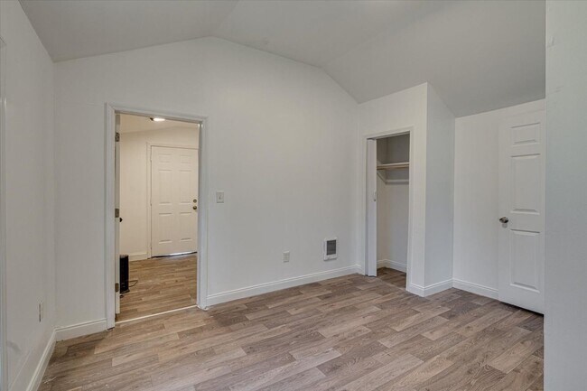 Building Photo - 6110 Walden Ave