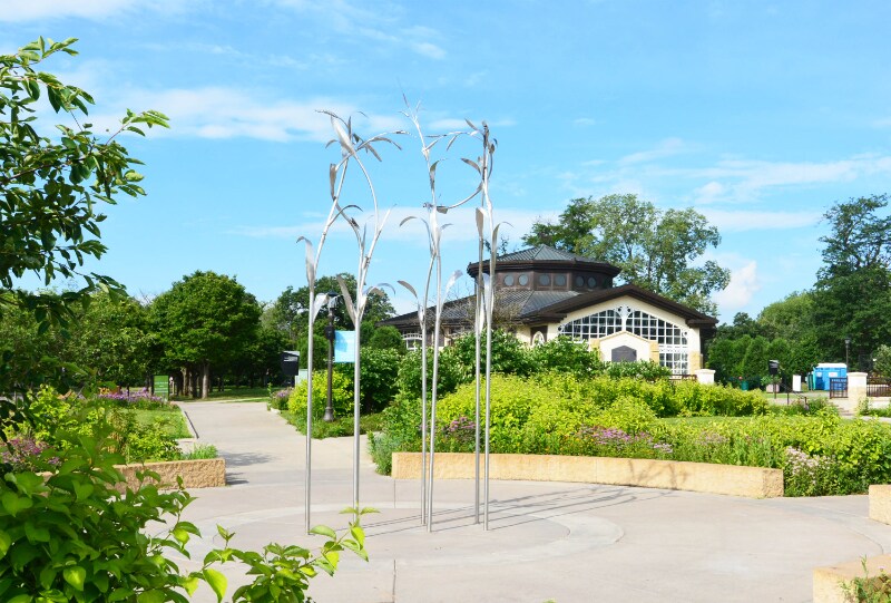 Building Photo - 1366 Pascal St