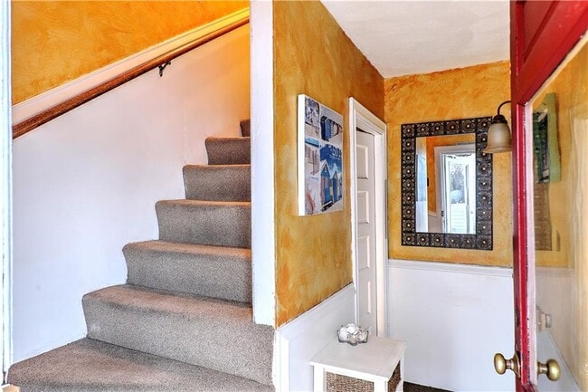 Building Photo - 509 Middle Hwy