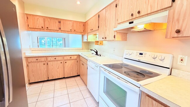 Building Photo - Beautiful 2bed/2ba Town Home in the Amazing Community of Fern Park!