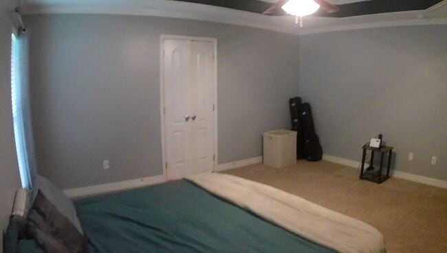 Building Photo - 708 Quiet Cove Cir