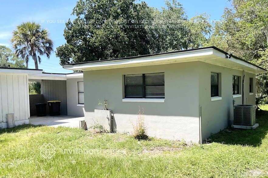 Building Photo - 4853 Clyde Dr