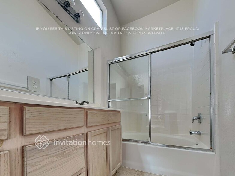 Building Photo - 3124 Macaroon Way