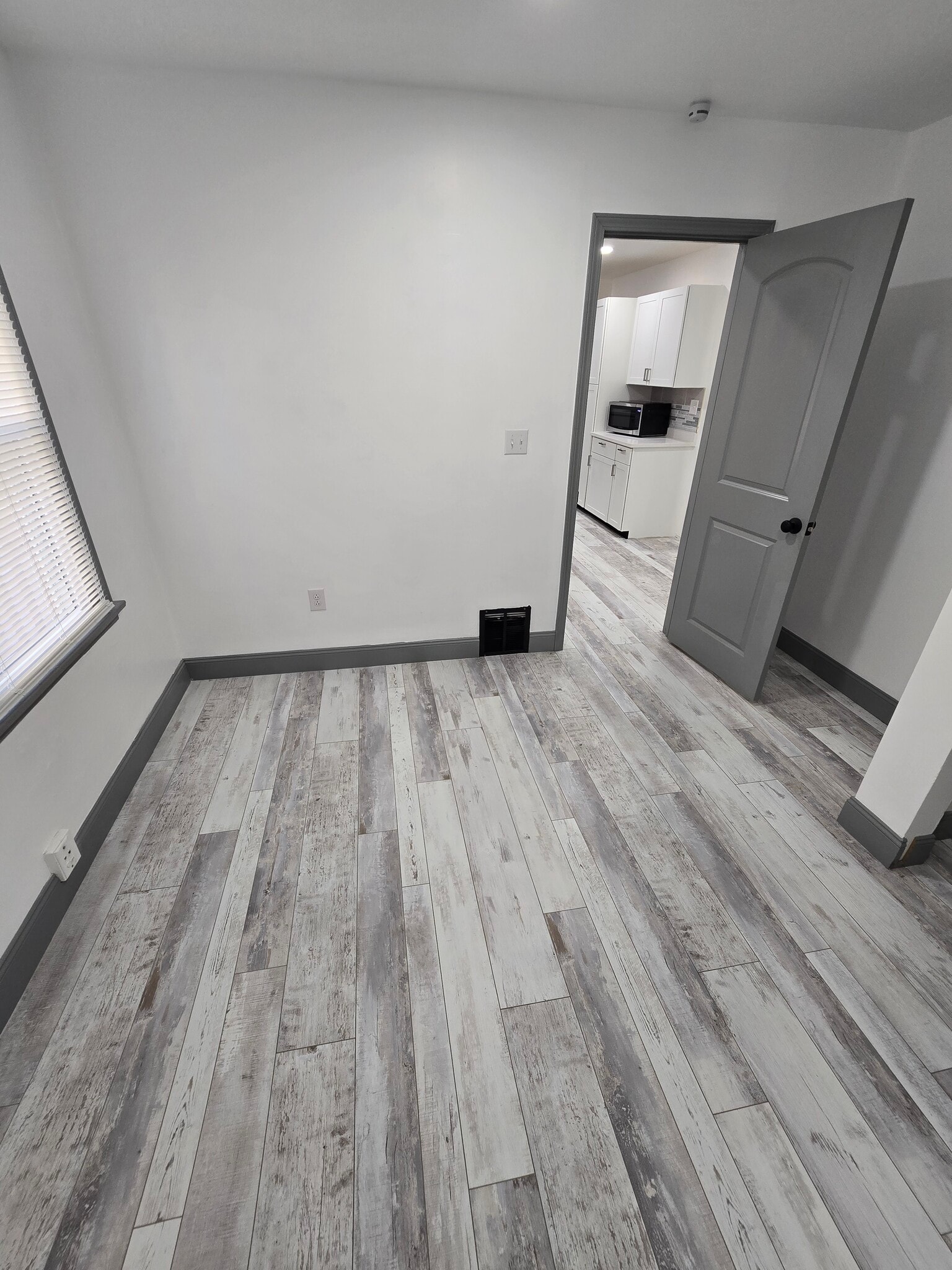 Building Photo - 1056 Geers Ave