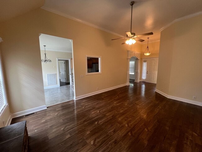 Building Photo - 2627 Isaiah Dr