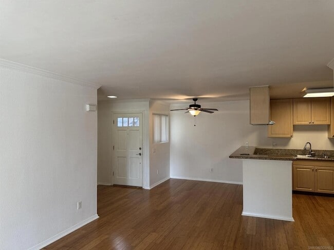 Building Photo - 10016 Maya Linda Rd