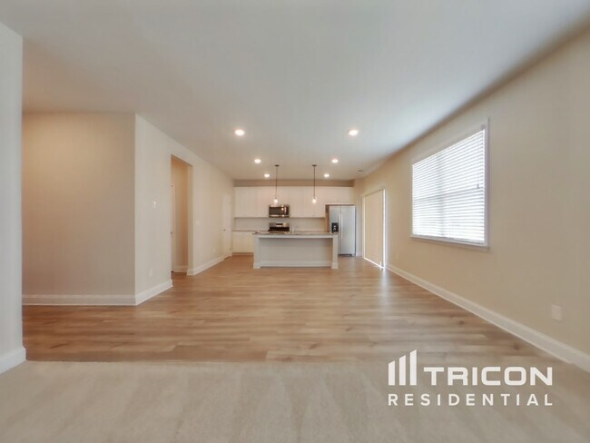 Building Photo - 331 Leyland Crossing