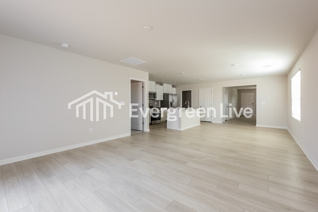 Building Photo - now