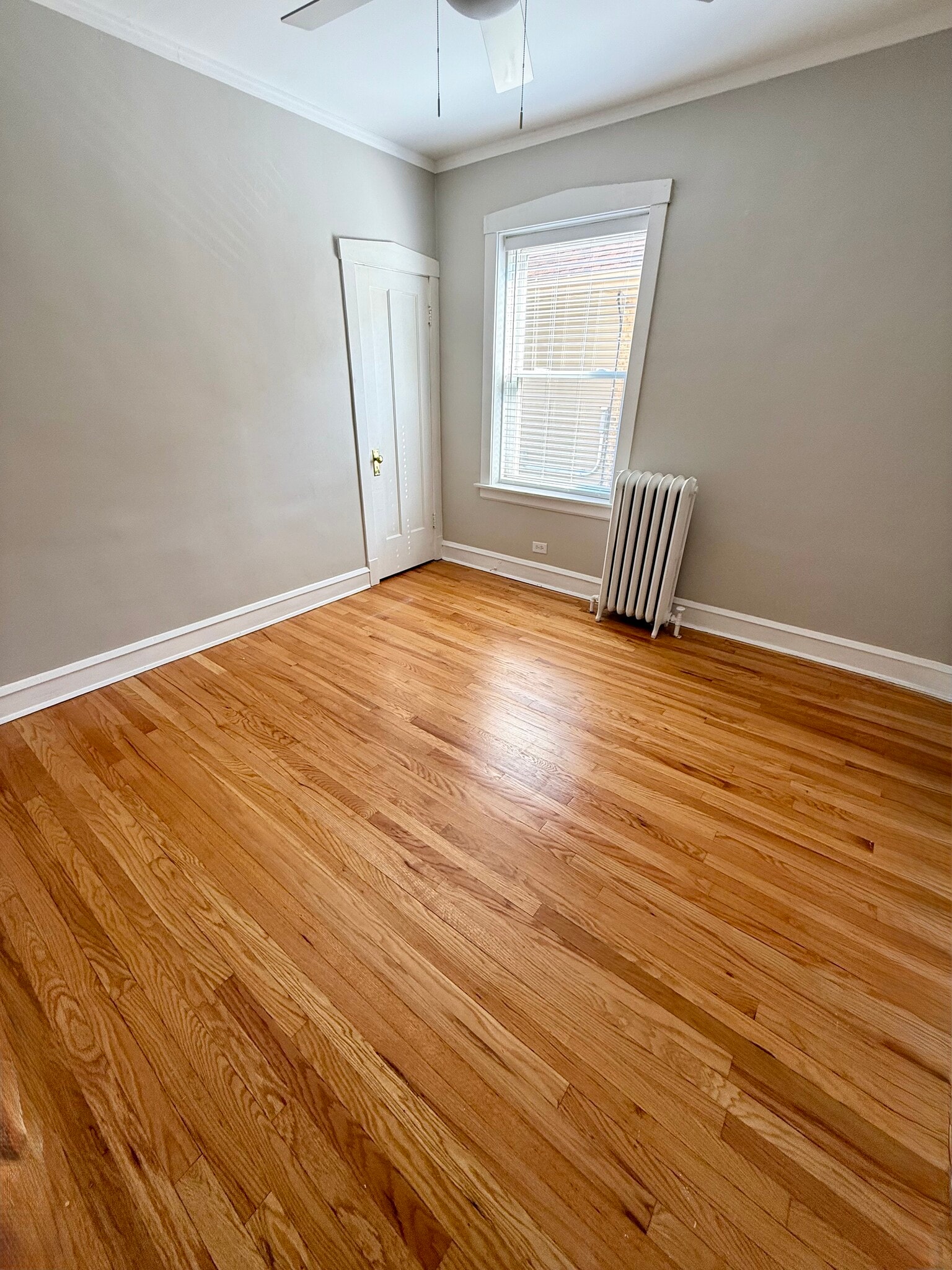 Bedroom 2 - 5336 W Dakin St