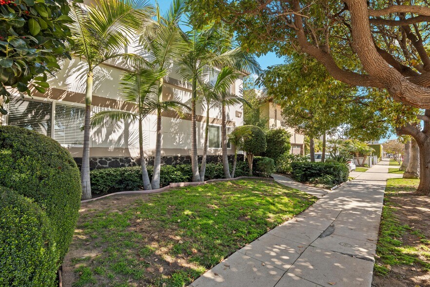 Building Photo - 1127 16th St