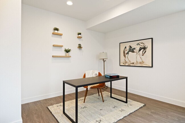 Building Photo - New 2BD, 3BA Arvada Townhome with Bonus Flex Room