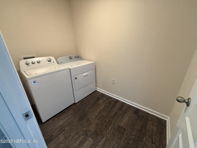 Building Photo - 15668 Palfrey Chase Dr