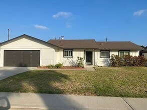 Building Photo - 4074 Vincente Ave.