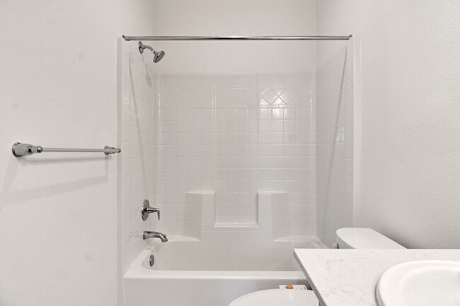 Building Photo - 863 Orchard Hills Rd