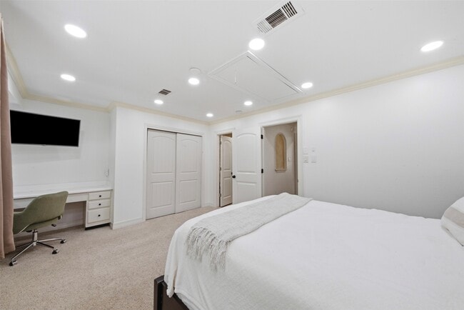 Building Photo - 2209 W Settler's Way